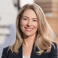 Photo of Laura Mackay